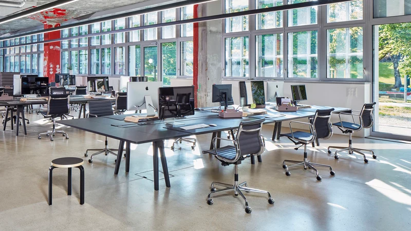 Aluminium Chairs EA 117/118/119 – Lavoro