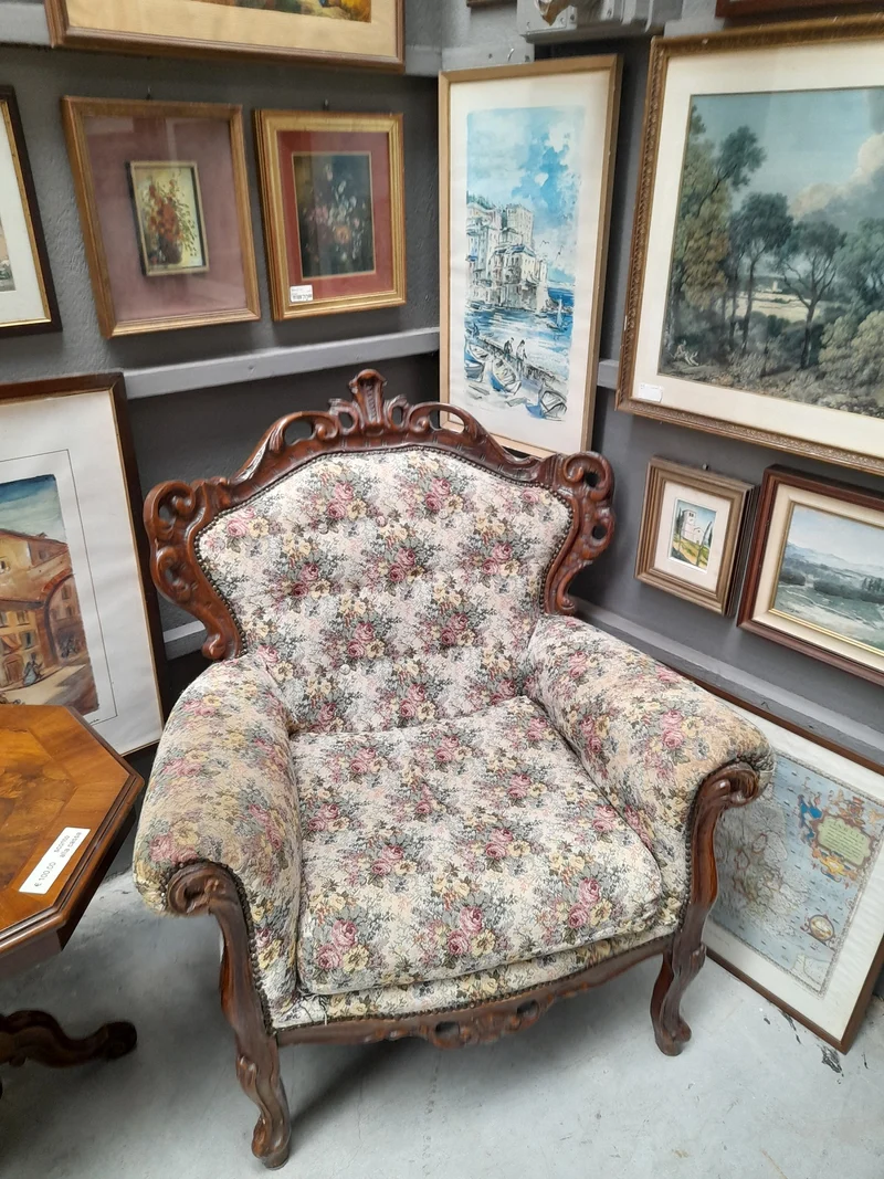 POLTRONA classica