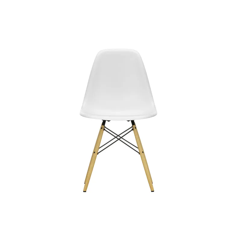 Eames Plastic Side Chair RE DSW
