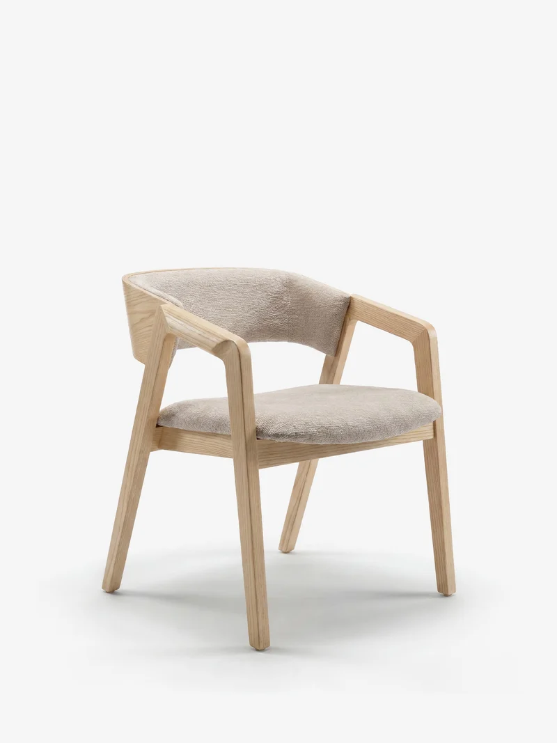 Etra Sedia in legno massello naturale con braccioli e tessuto OEKO-TEX® - design moderno e naturale