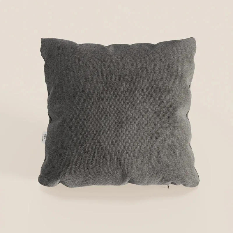 Strike cuscino disponibile in diversi colori realizzato in tessuto morbido smacchiabile, irrestringibile e pet-friendly T23