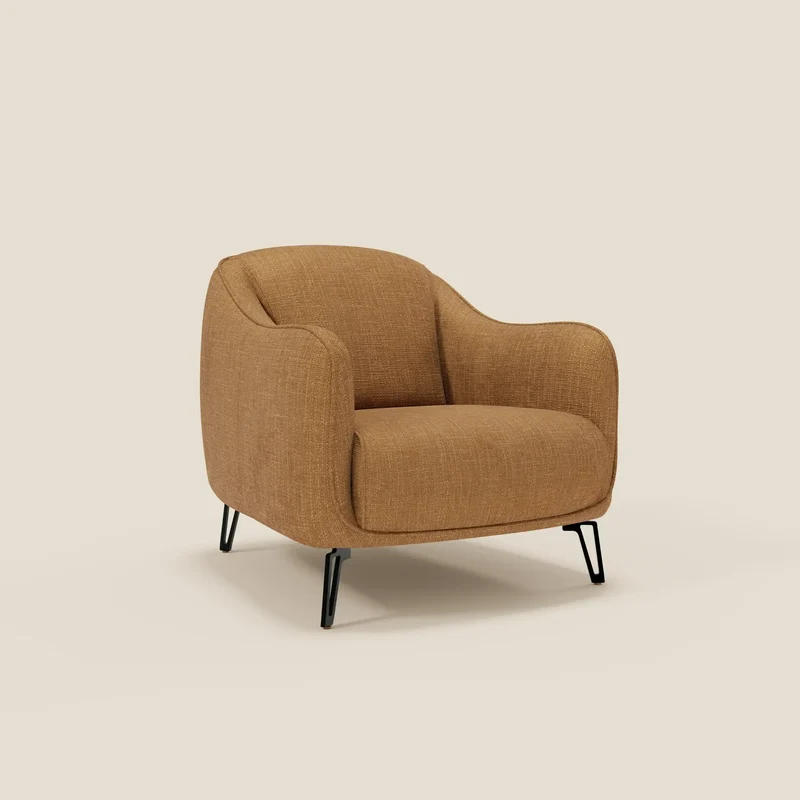 Avela Poltroncina dal comfort senza tempo in morbido tessuto impermeabile T06 ocra