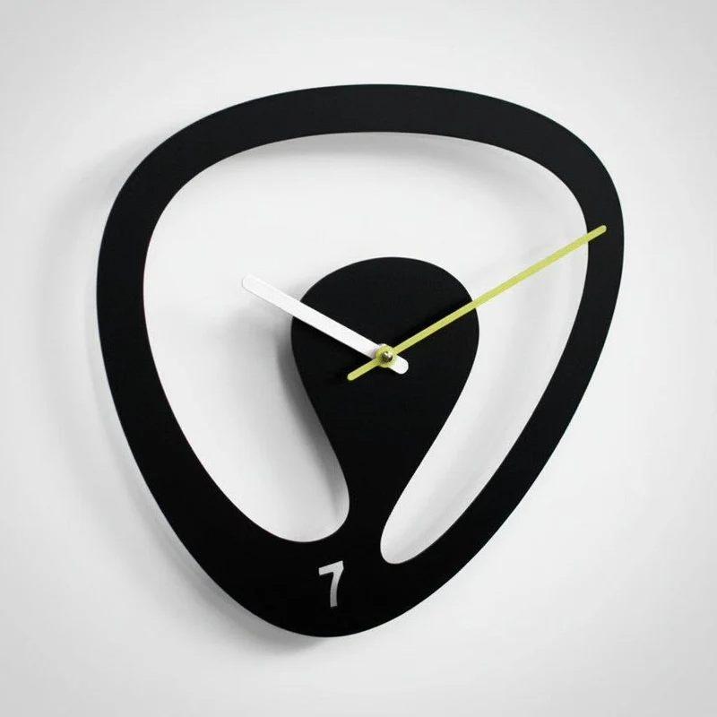 Orologio da parete design in metallo Seven