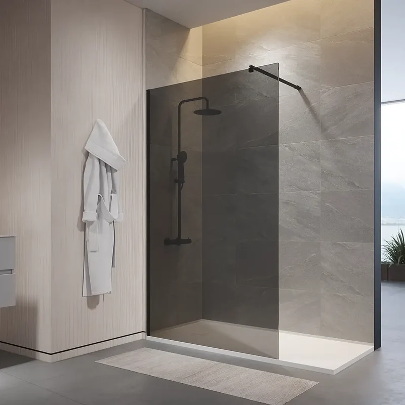 Doccia walk-in 140cm vetro temperato anticalcare 10mm fumé profili neri | Naxos