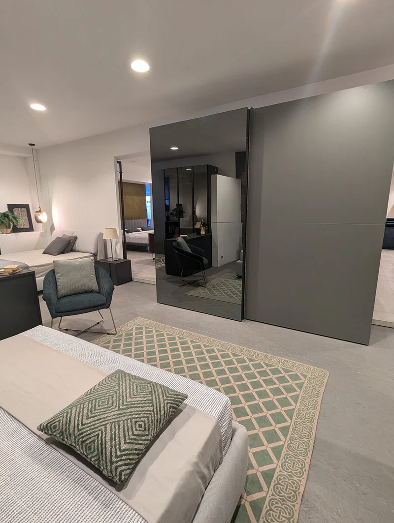 Armadio Vision con TV incorporata