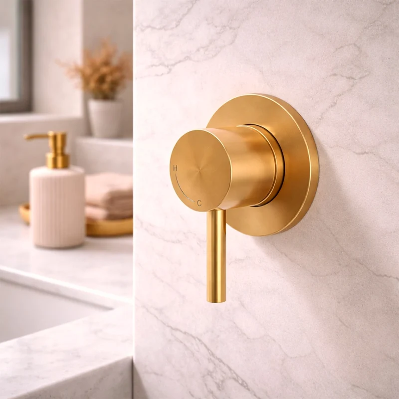 SINED Miscelatore a muro levante per bagno acciaio 316L finitura oro resistente a corrosione e usura MISCELATORE-MURO-LEVANTE-ORO