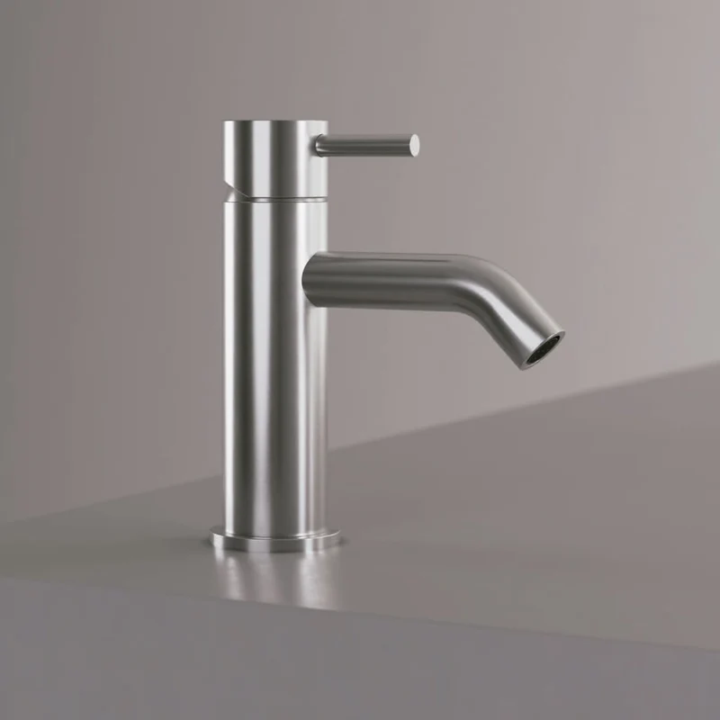 SINED Rubinetto basso per lavabo in acciaio inox 316L satinato da 17 cm con miscelatore resistente alla corrosione per uso interno ed esterno modello LEVANTE RUBINETTO-LAVABO-LEVANTE-BASSO-INOX