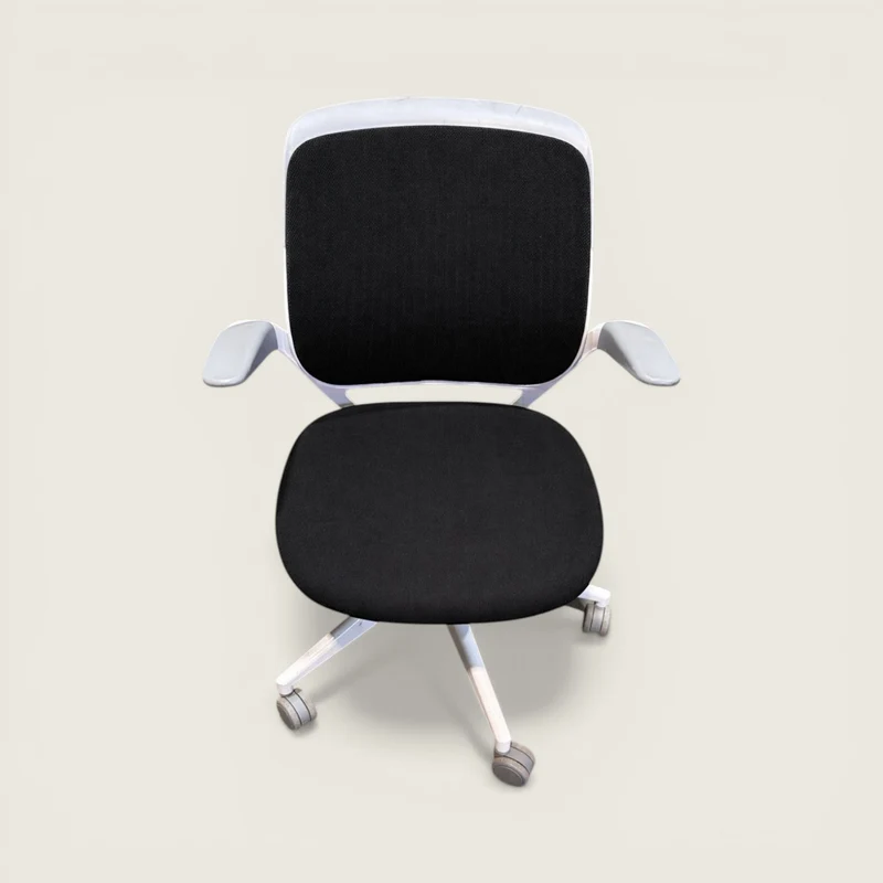 Steelcase Sedia da ufficio Cobi nera con struttura bianca - Ricondizionata