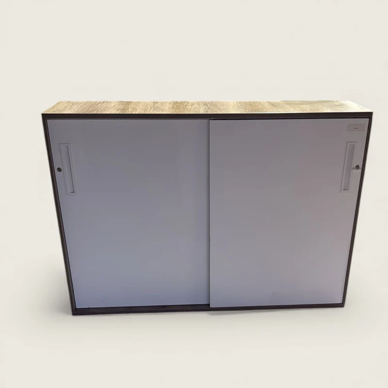 Senator : Credenza con frontale bianco - Ristrutturata