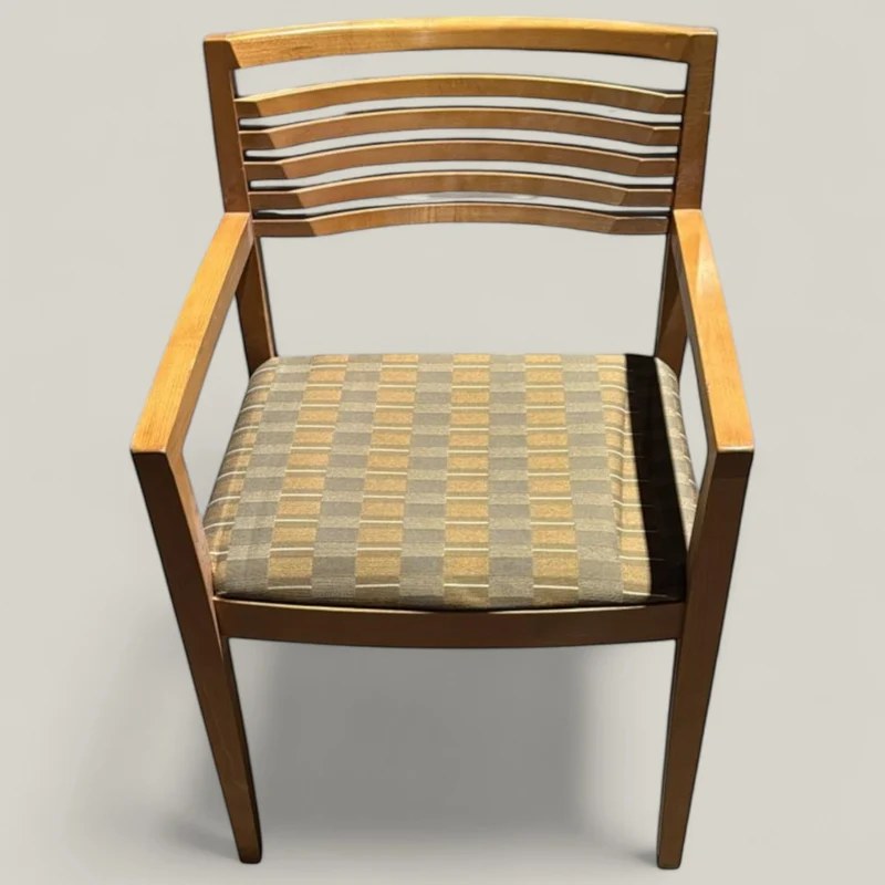 Knoll Studio: Sedia per visitatori con doghe in legno Aperture (ristrutturata)