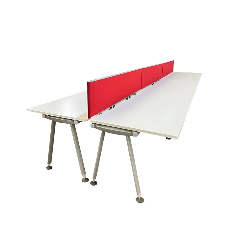 Herman Miller : Abak Banco di 6 scrivanie con gambe ovali - Ristrutturato