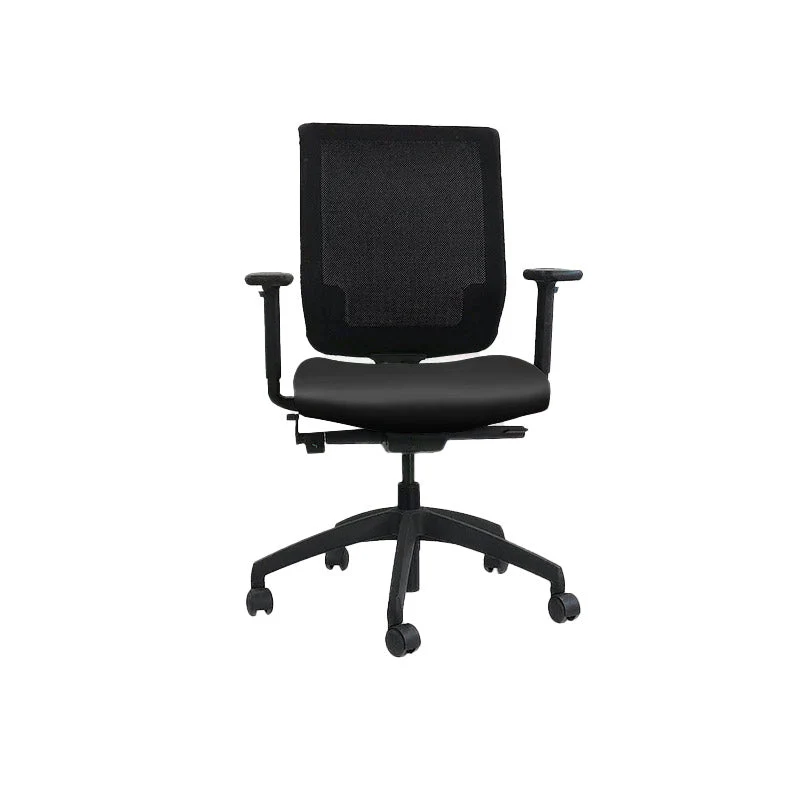 Connection : MY Task Chair in pelle nera - Ricondizionata