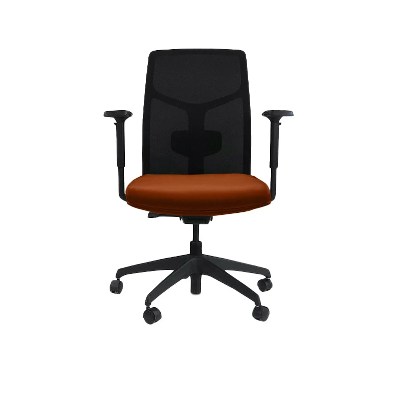 Boss Design : Tauro in pelle marrone chiaro - sedia operativa - ricondizionata