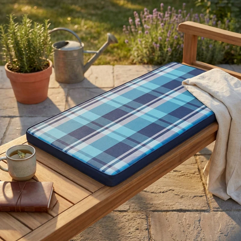 Cuscino Real 110 Quadri Blu in Poliestere